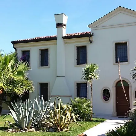 Corte San Tomaso Bed & Breakfast