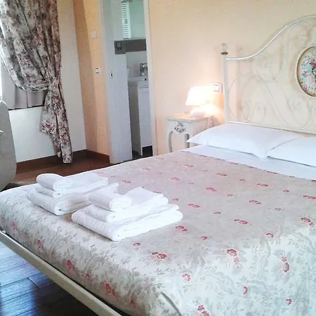 Corte San Tomaso Bed & Breakfast 3*