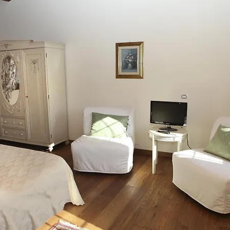 Corte San Tomaso Bed & Breakfast 3*